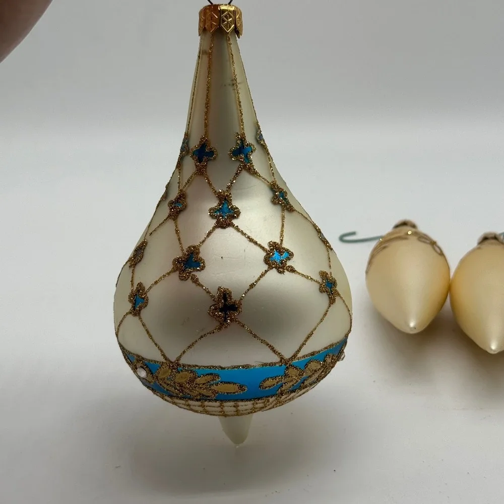 Vintage Glass Christmas Ornaments Lot 4 Cream Gold Lattice Teardrop Torpedo 6